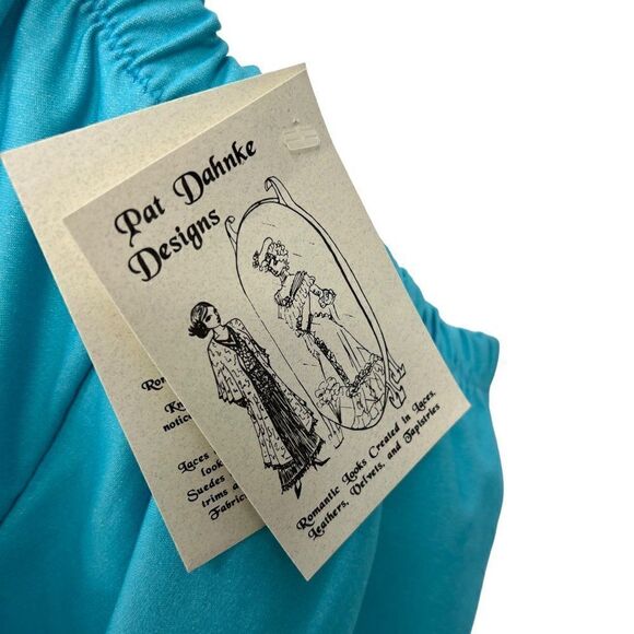 NEW Pat Dahnke Turquoise Blue Capris with Fringed Hem Beading, Size Small - Picture 8 of 10